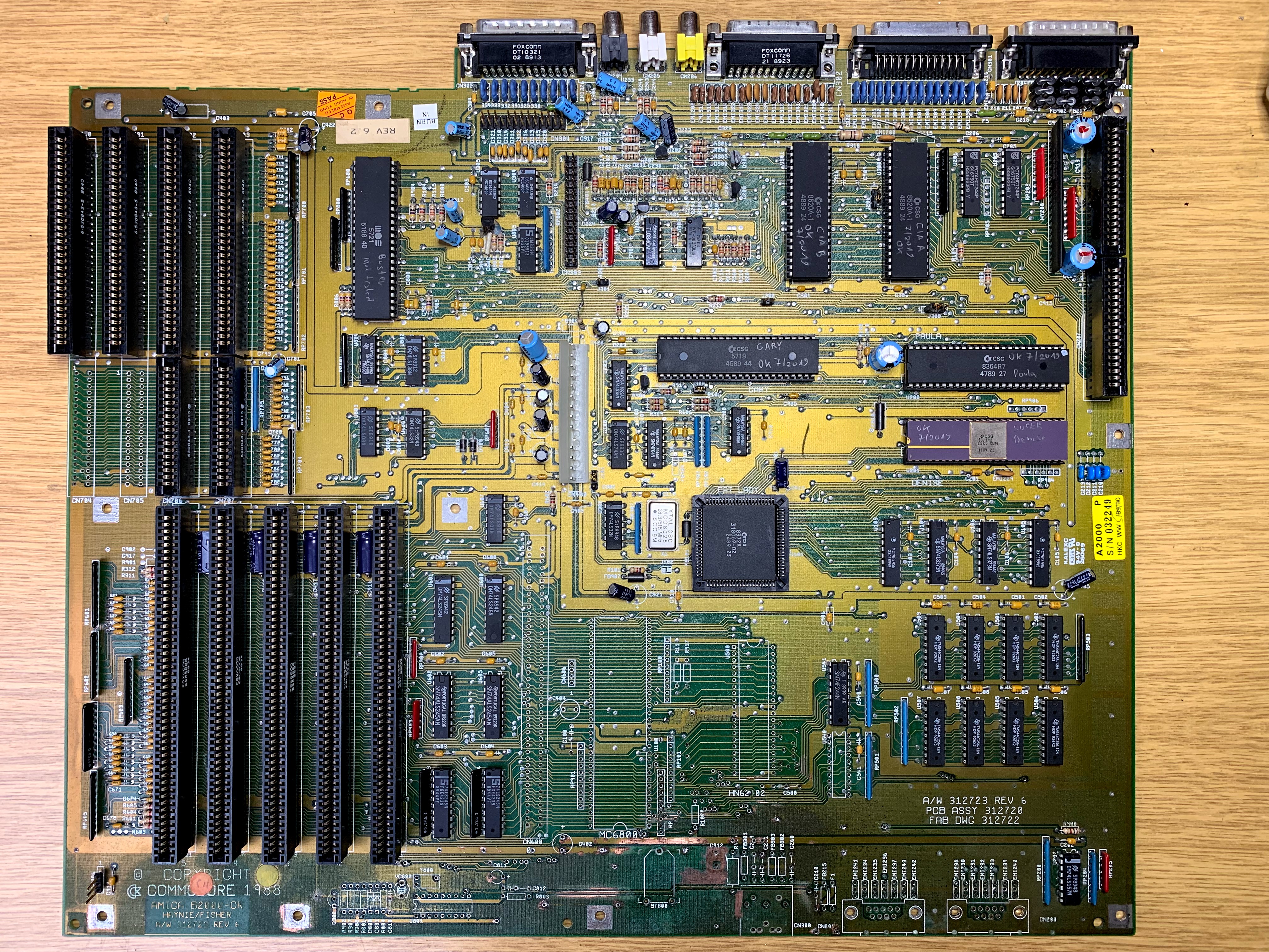 Amiga REV6 2 complete topside desoldered.jpg